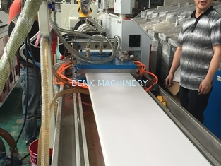Línea de impresión de sellado caliente máquina, máquina de la protuberancia del perfil del PVC de la fabricación de la puerta del PVC