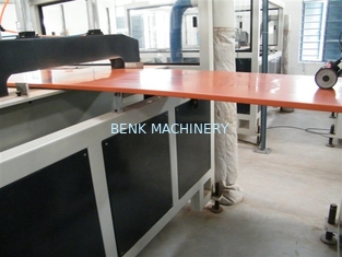 800 - cadena de producción ancha del perfil de 1000m m WPC, el panel plástico de la puerta del PVC que hace la máquina